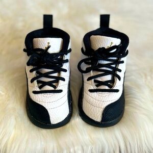 Nike Air Jordan 12 Retro Black/White/Taxi